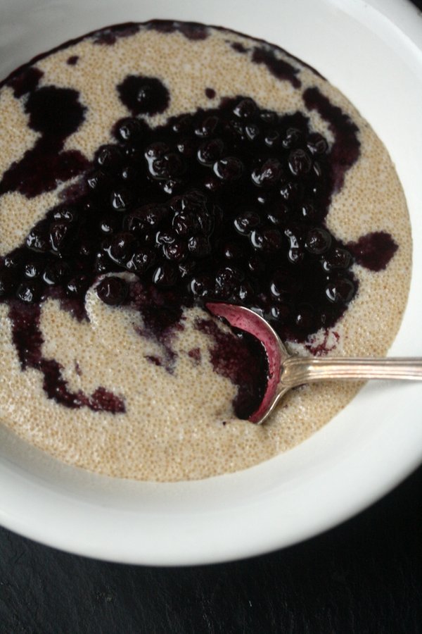 Amaranth Breakfast Porridge with Blueberry Compote