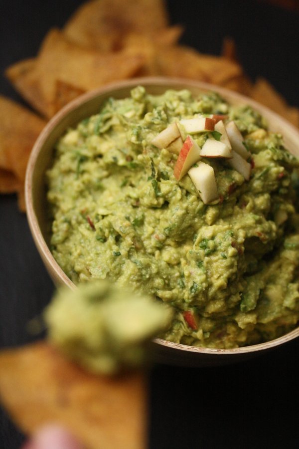 Big Apple Guacamole with Sweet & Savory Baked Tortilla Chips