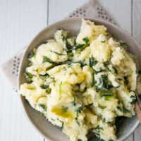 25 Minute Spinach Mashed Potatoes (Gluten-Free)