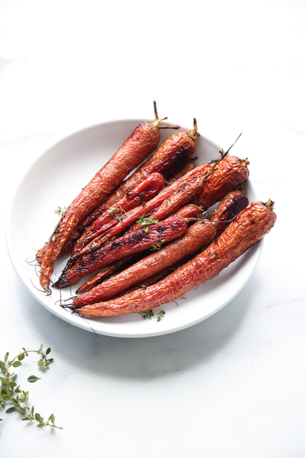 Roasted Carrots with Honey and Thyme in a bowl