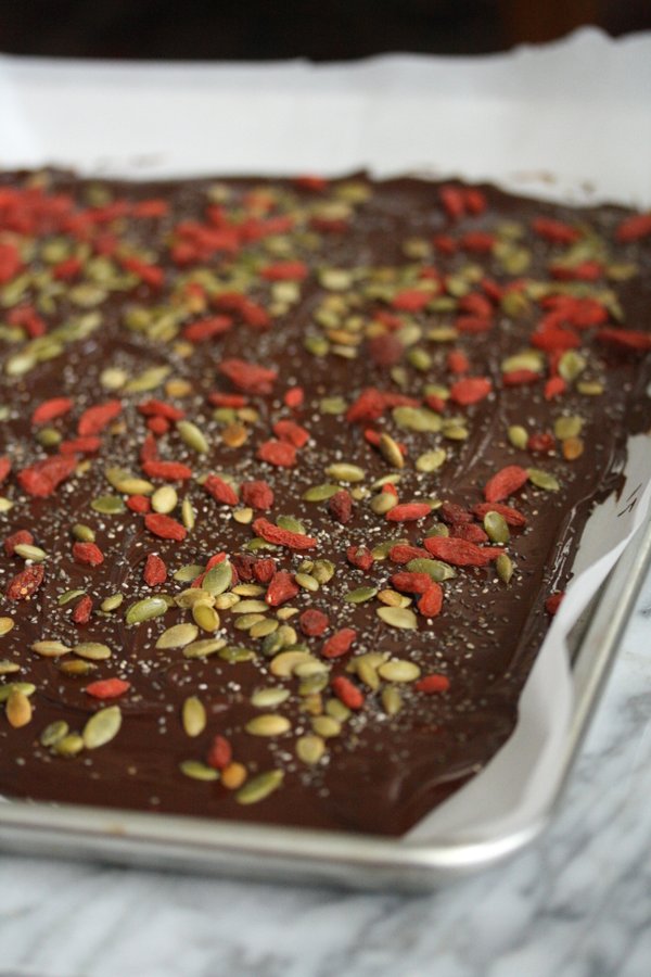 Beauty Bark! A Quick and Easy Dark Chocolate Bark Recipe with Chia Seeds, Pumpkin Seeds (Pepitas) and Goji Berries | A Great Healthy Snack or Dessert!