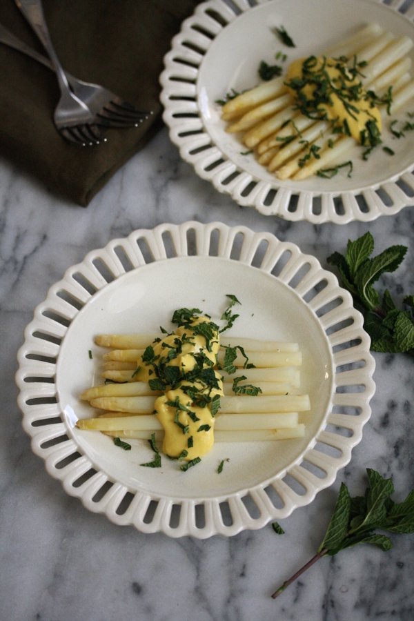 Easy White Asparagus Recipe with Dairy-Free Olive Oil Sabayon Sauce | Healthy Hollandaise Sauce