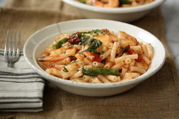 Easy Spicy Shrimp Pasta Salad Recipe with Asparagus, Cherry and Sundried Tomatoes | Gluten-Free Pasta Salad | Healthy Italian Seafood