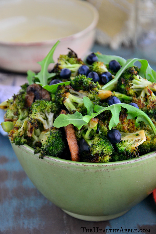 Broccoli Arugula Salad with Blueberries | Detox Recipe | The Healthy Apple | Amie Valpone
