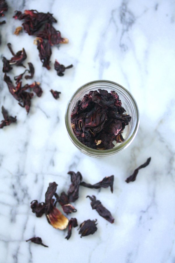 Iced Hibiscus Tea Recipe, Mixed with Lemon Juice - A Healthy Arnold Palmer Cocktail!