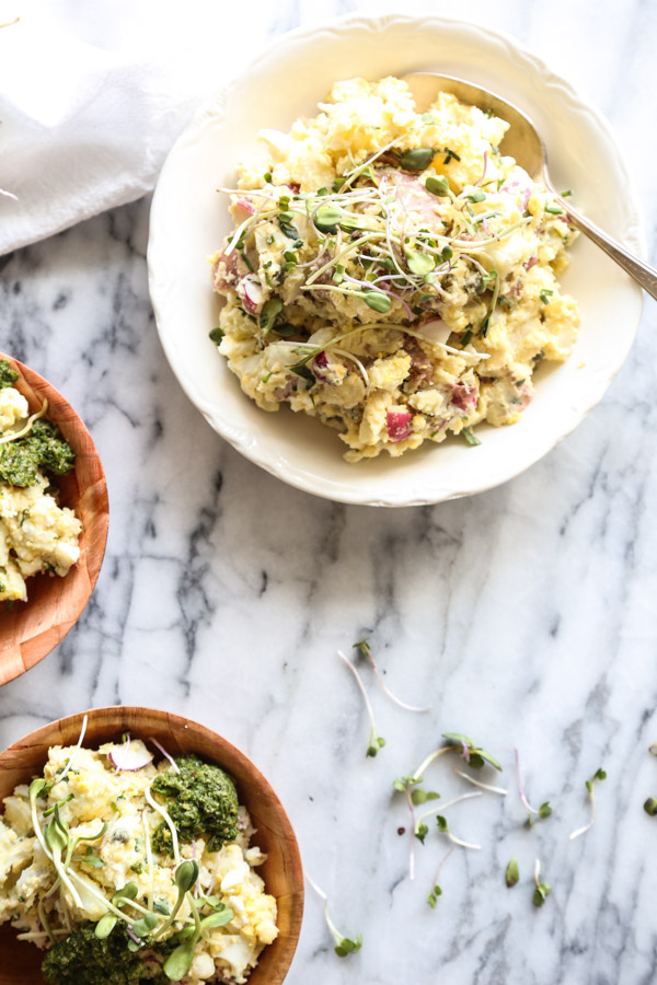 This is truly the best easy red potato salad recipe. Packed with mustard, capers, chives and (secret ingredient!) radishes--it's creamy while still being healthy, and so simple | Feed Me Phoebe