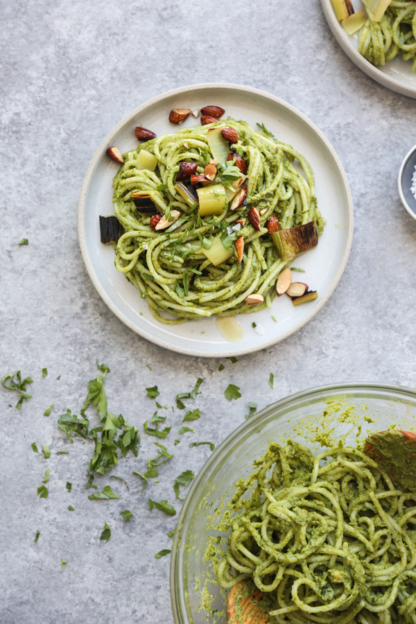 Charred Leek Pesto Pasta Salad Recipe | Healthy, Vegan, Vegetarian, Quick, Easy, Dairy-Free, 5-ingredient