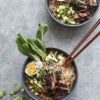 Vegetarian Ramen Recipe with Mushrooms, Bok Choy and a Vegan Broth | Japanese-Stye Gluten-Free Ramen Noodles | Easy, Healthy, Quick