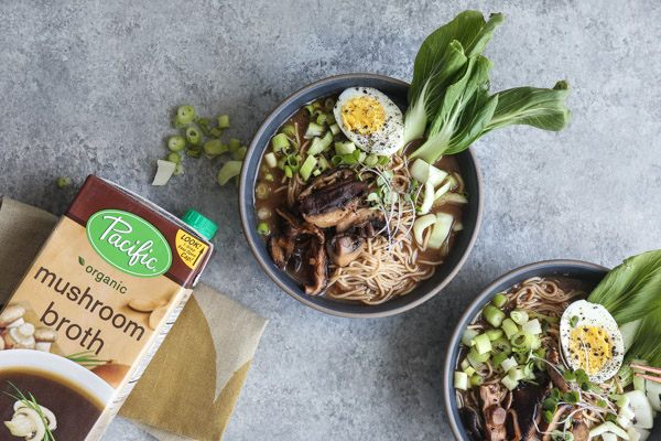 Vegetarian Ramen Recipe with Mushrooms, Bok Choy and a Vegan Broth | Japanese-Stye Gluten-Free Ramen Noodles | Easy, Healthy, Quick