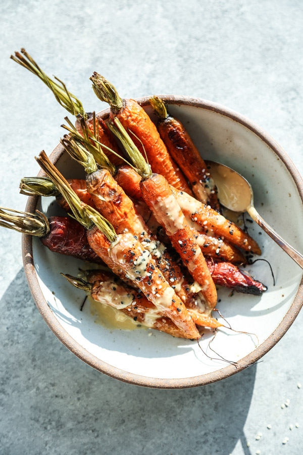 Sesame-Ginger Whole Roasted Carrots Recipe | Healthy Thanksgiving Sides | Gluten-Free, Paleo